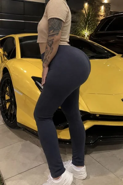 Aline Fire (20 años) — Londrina, Brasil - 6