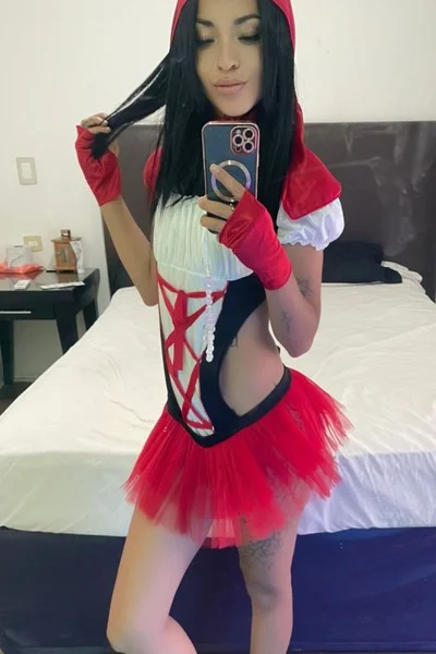 Mimi (25 años) — Microcentro, Argentina - 100
