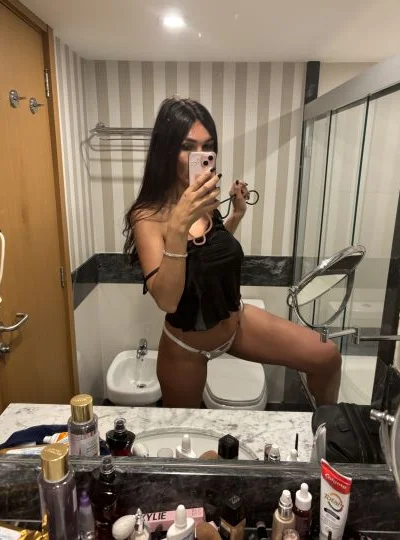 Ornella (31 años) — Colegiales, Argentina - 50