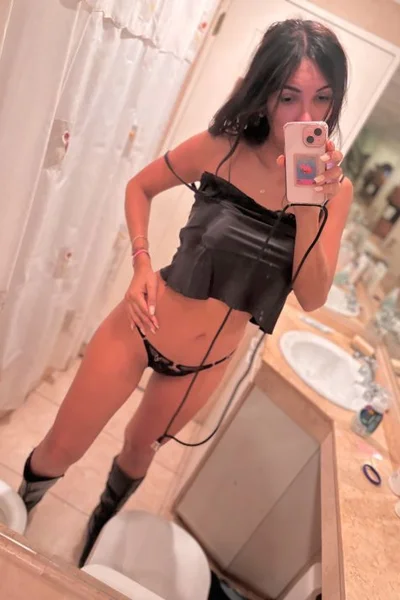 Ornella (31 años) — Colegiales, Argentina - 60