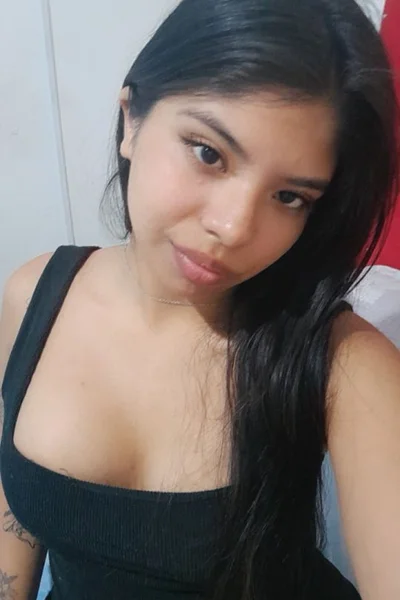Celeste (23 años) — Palermo, Argentina - 28