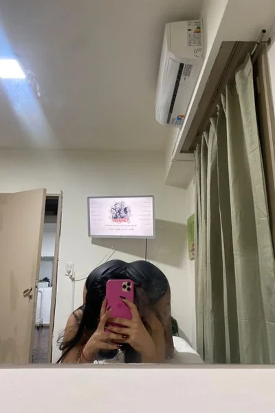 Celeste (23 años) — Palermo, Argentina - 19