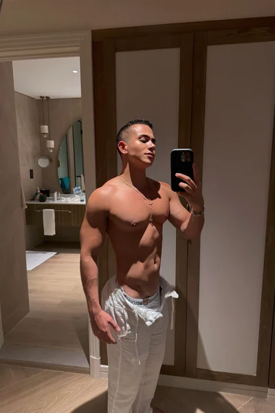Samir (25 años) — Madrid, España - 2
