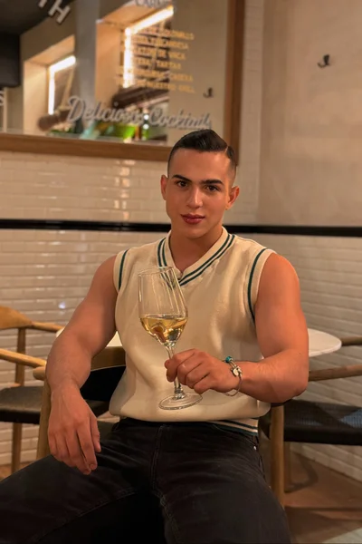 Samir (25 años) — Madrid, España - 22