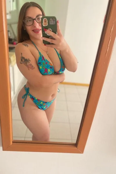 Yami (25 anos) — Confluencia, Argentina - 141