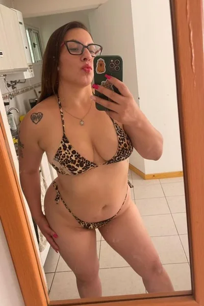 Yami (25 anos) — Confluencia, Argentina - 125