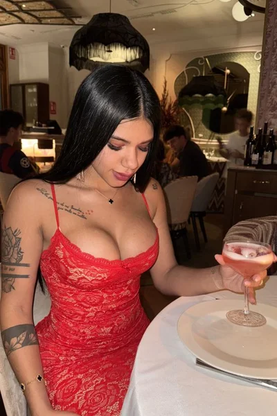 Natali (21 años) — Palermo, Argentina - 24