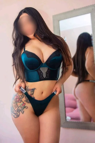 Ahinoa (25 anos) — Santiago, Chile - 1