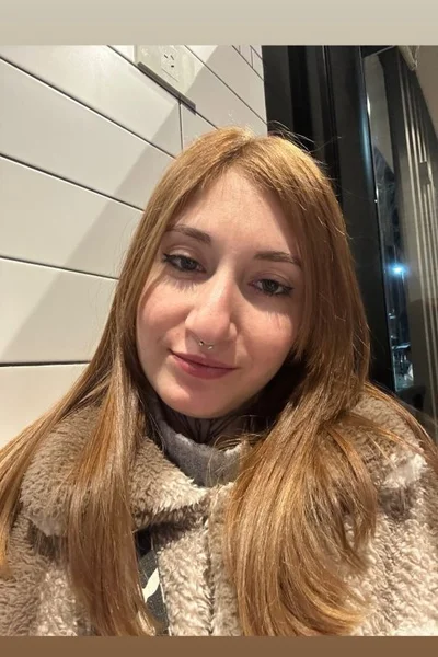 Yael (25 years) — Almirante Brown, Argentina - 3