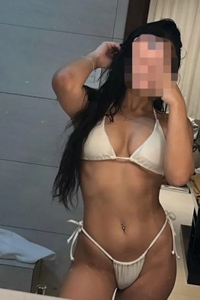 Sasha (23 años) — Ushuaia, Argentina - 4