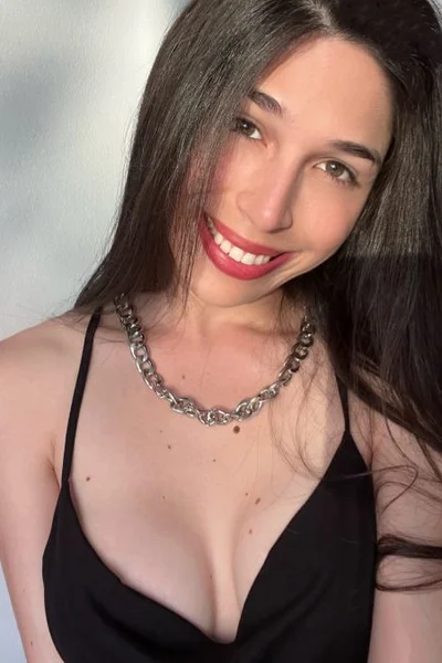 Juliette (25 años) — Recoleta, Argentina - 39