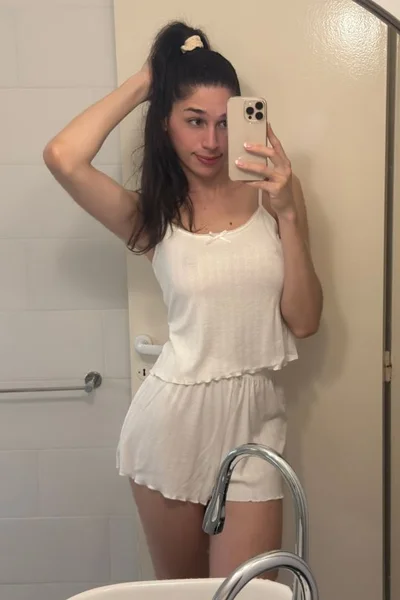 Juliette (25 años) — Recoleta, Argentina - 20