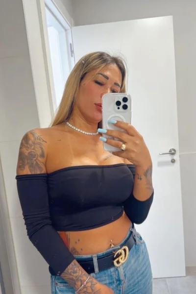 Rahyra (30 years) — La Plata, Argentina - 54