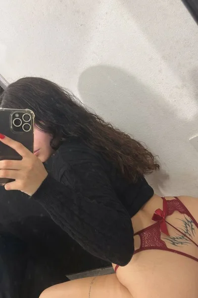 Madisson (22 años) — Lomas de Zamora, Argentina - 11