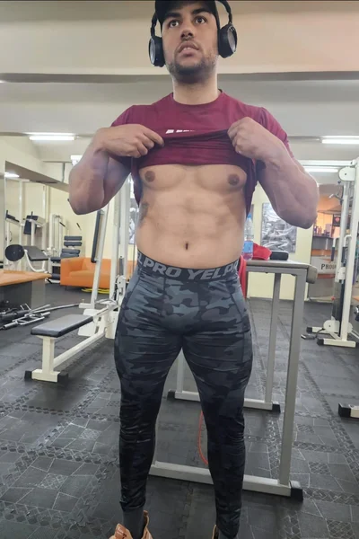 Ricardo (28 años) — Ciudad Vieja, Uruguay - 4