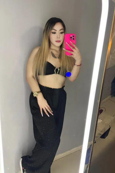 Mía (24 years) — La Florida, Chile - 5