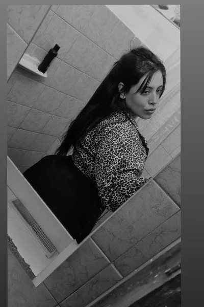 Lara Belen (24 años) — Bariloche, Argentina - 23