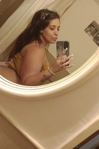 Lara Belen (24 años) — Bariloche, Argentina - 72