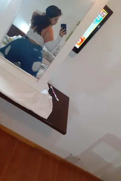 Lara Belen (24 años) — Bariloche, Argentina - 50