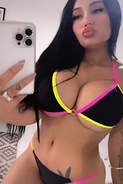 Miah (27 años) — Recoleta, Argentina - 78