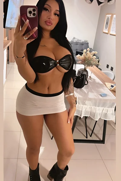 Miah (27 años) — Recoleta, Argentina - 65