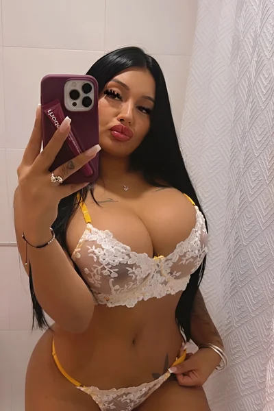 Miah (27 años) — Recoleta, Argentina - 64
