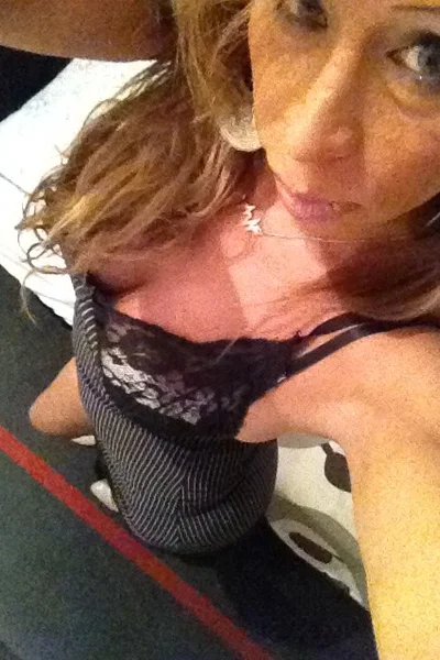 Karen (40 años) — Dr. Manuel Belgrano, Argentina - 5