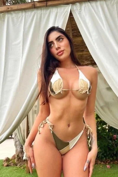 Joan (26 años) — Los Cabos, México - 8