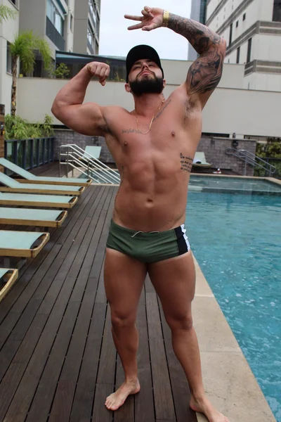 Lucas (27 anos) — São Paulo, Brasil - 15