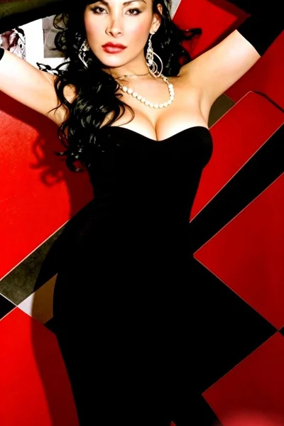 Victoria Sarkany (40 anos) — Capital, Argentina - 57