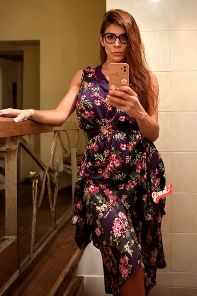 Victoria Sarkany (40 anos) — Capital, Argentina - 135
