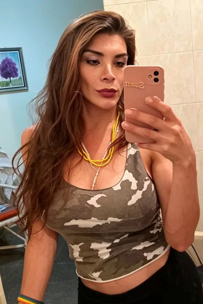 Victoria Sarkany (40 anos) — Capital, Argentina - 131