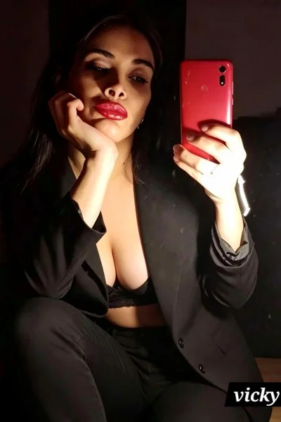 Victoria Sarkany (40 anos) — Capital, Argentina - 91