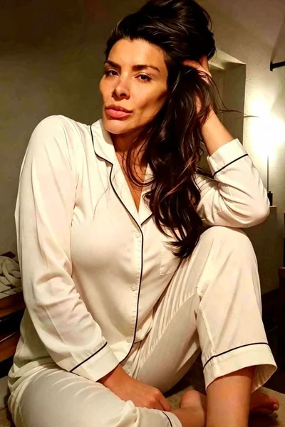 Victoria Sarkany (40 anos) — Capital, Argentina - 11