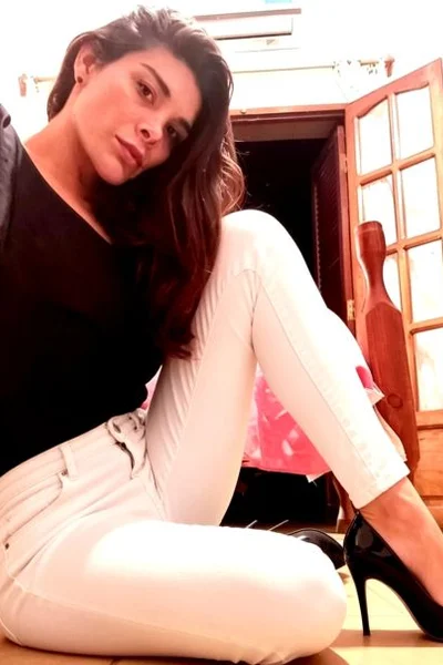 Victoria Sarkany (40 anos) — Capital, Argentina - 120