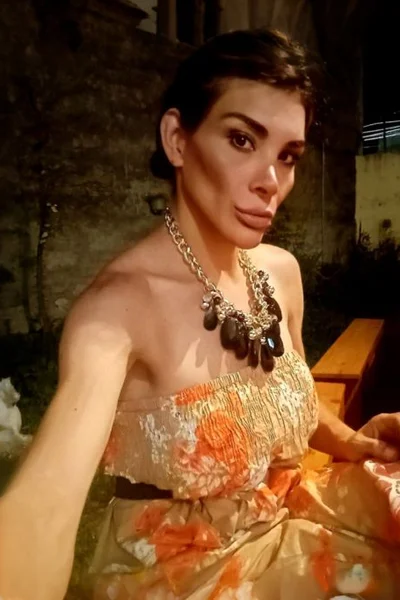 Victoria Sarkany (40 anos) — Capital, Argentina - 126