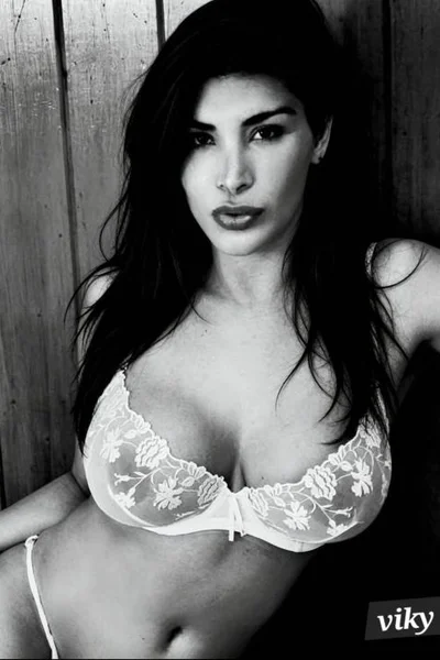 Victoria Sarkany (40 anos) — Capital, Argentina - 62