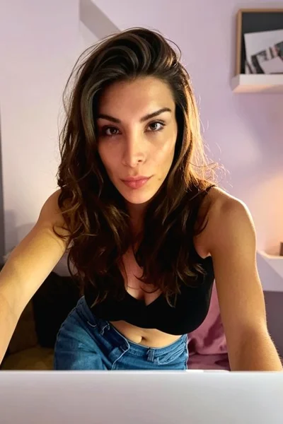 Victoria Sarkany (40 anos) — Capital, Argentina - 103
