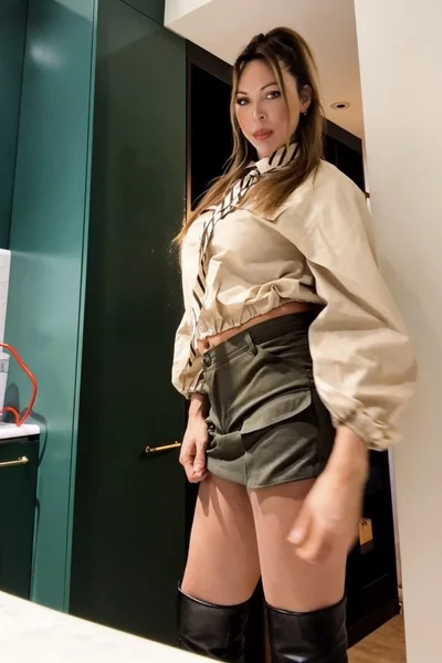 Alessandra Blonde (28 años) — Palermo, Argentina - 1