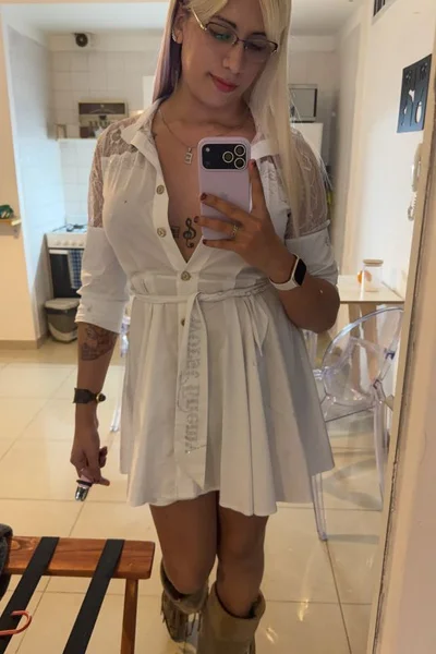 Emi Cordobesita (32 años) — Palermo, Argentina - 9