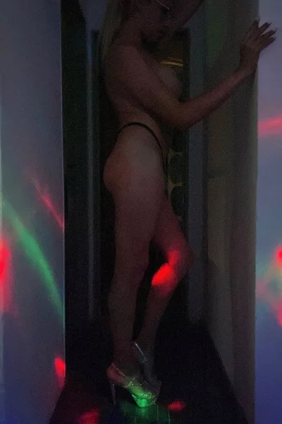 Emi Cordobesita (32 años) — Microcentro, Argentina - 22