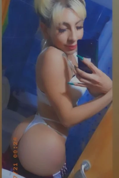 Tiara Gomez (25 años) — Moreno, Argentina - 28
