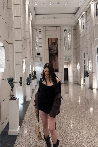 Selena Gala (23 años) — Mar del Plata, Argentina - 17