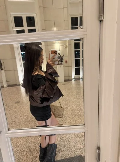 Selena Gala (23 años) — Mar del Plata, Argentina - 18