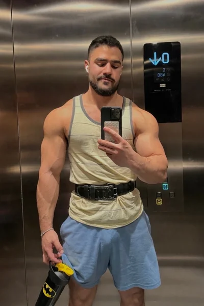 Alex (27 anos) — Madrid, España - 10