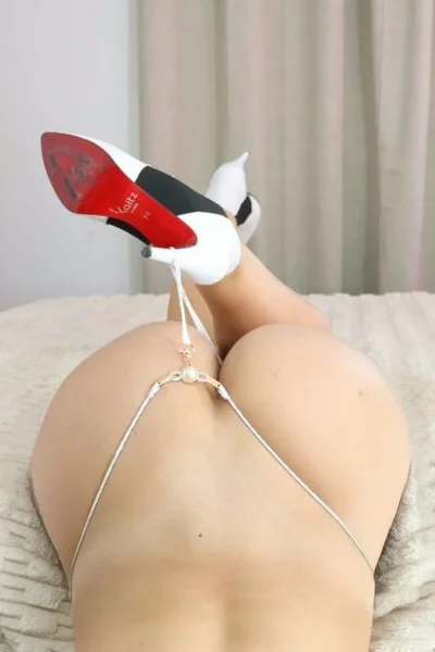Diana (30 anos) — Capital, Argentina - 8