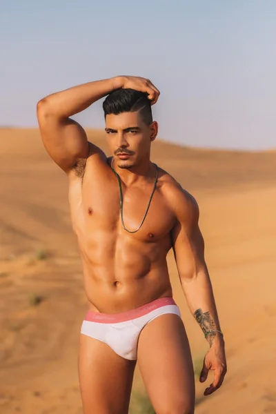 Pietro (25 años) — Madrid, España - 27