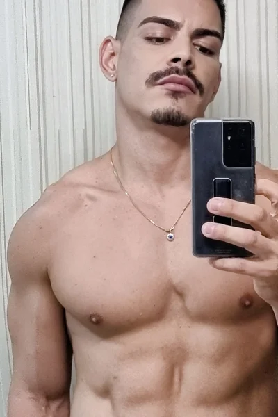 Pietro (25 años) — Madrid, España - 31