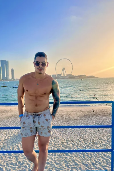 Pietro (25 años) — Madrid, España - 15