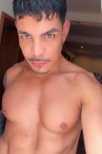 Pietro (25 años) — Madrid, España - 6